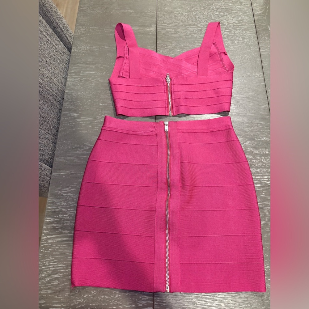 Two piece set, Midi skirt and crop top - Picture 2 of 4